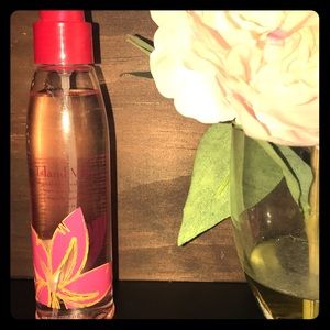 Avon Island Vibes Tropical Wave Body Spray 5 oz